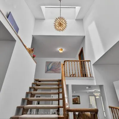 309,&nbsp;Hillcrest, Willowdale East, Toronto