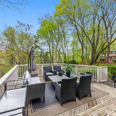 141,&nbsp;Old Forest Hill, Forest Hill North, Toronto