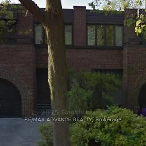 Premium freehold home for sale: 33, Castlefield, Yonge-Eglinton, Toronto