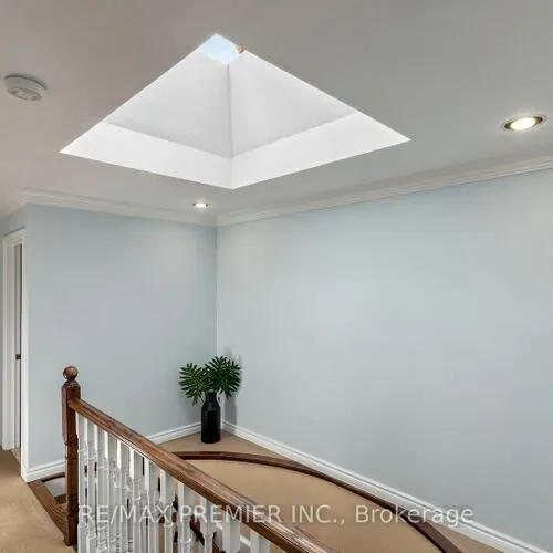 Premium freehold home for sale: 488, Woburn, Bedford Park-Nortown, Toronto