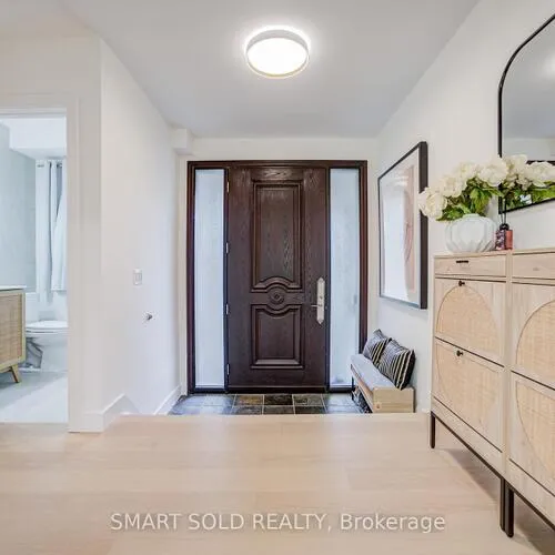 Premium freehold home for sale: 4, Knollview, Bayview Village, Toronto