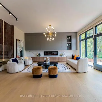 34,&nbsp;Wigan, Clanton Park, Toronto