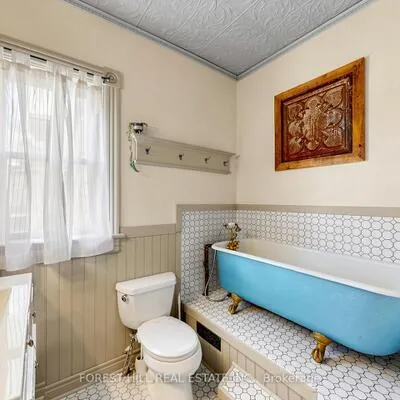 58,&nbsp;Nassau, Kensington-Chinatown, Toronto