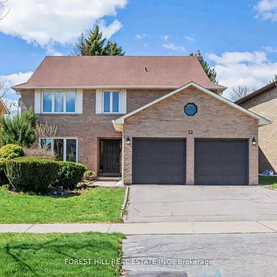 32,&nbsp;Saddletree, Bayview Woods-Steeles, Toronto
