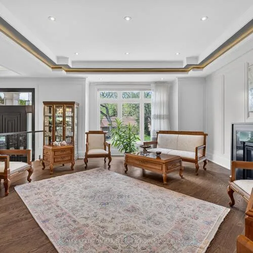 Premium freehold home for sale: 205, Northwood, Newtonbrook East, Toronto