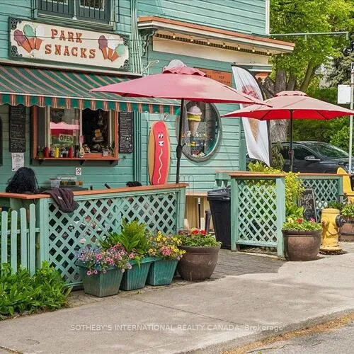 Premium freehold home for sale: 161, Winchester, Cabbagetown-South St. James Town, Toronto