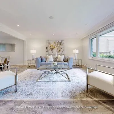 15,&nbsp;Farrington, St. Andrew-Windfields, Toronto