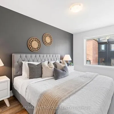 449,&nbsp;Lansdowne, Dufferin Grove, Toronto