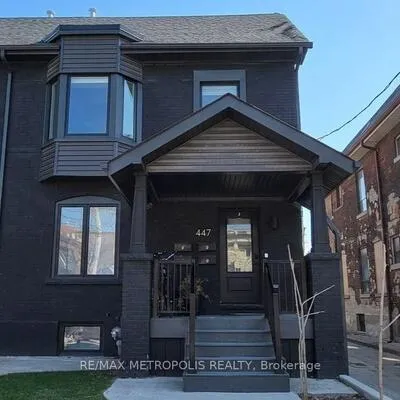 447,&nbsp;Lansdowne, Dufferin Grove, Toronto
