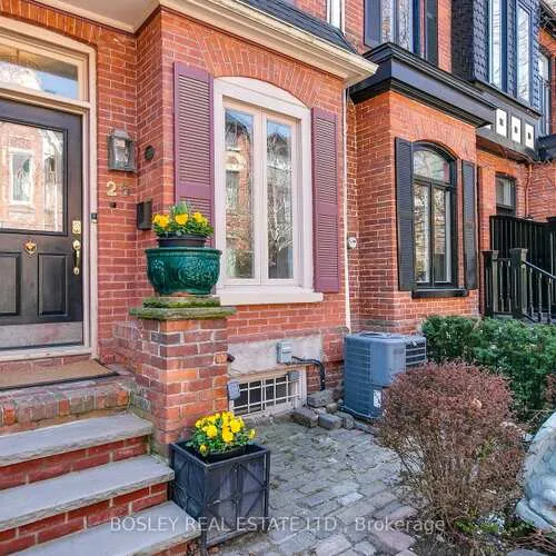 Premium freehold home for sale: 25, Salisbury, Cabbagetown-South St. James Town, Toronto