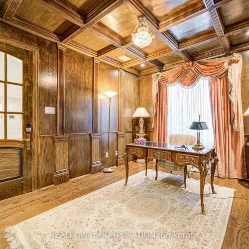 Premium freehold home for sale: 17, Heathcote, St. Andrew-Windfields, Toronto