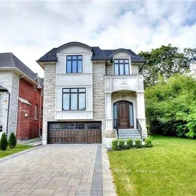 112,&nbsp;Alfred, Willowdale East, Toronto