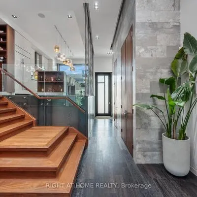 336,&nbsp;Melrose, Bedford Park-Nortown, Toronto