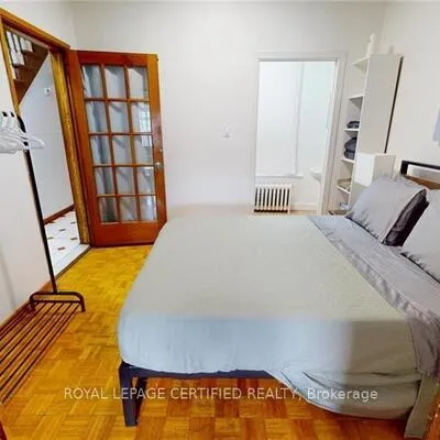 36,&nbsp;Mitchell, Niagara, Toronto