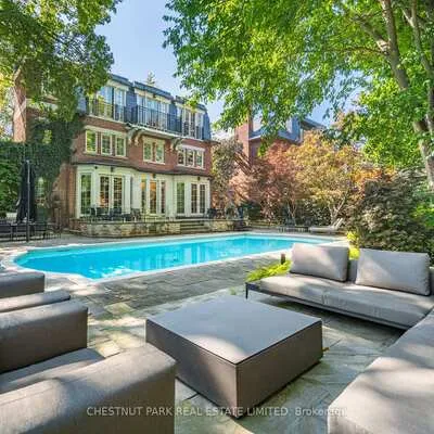 82,&nbsp;Chestnut Park, Rosedale-Moore Park, Toronto