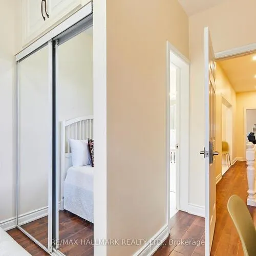 Premium freehold home for sale: 95, Wolseley, Kensington-Chinatown, Toronto