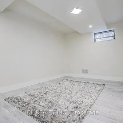 15,&nbsp;Crossburn, Banbury-Don Mills, Toronto