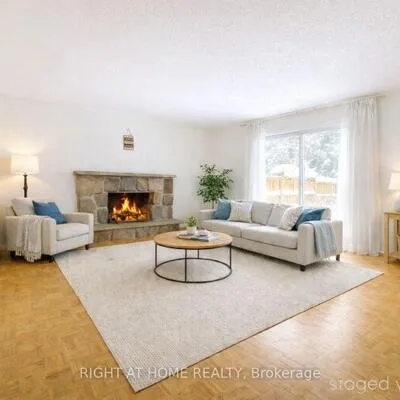 26,&nbsp;Rustywood, Parkwoods-Donalda, Toronto