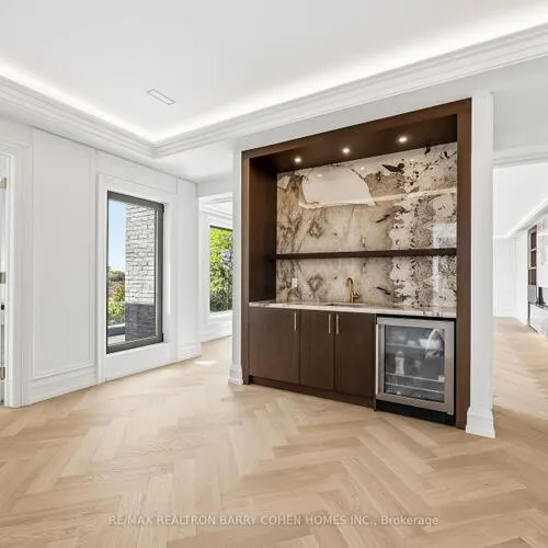 Premium freehold home for sale: 27, Penwood, Banbury-Don Mills, Toronto