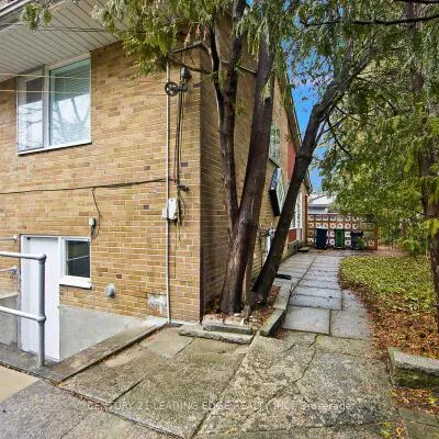 1,&nbsp;Bradgate, Banbury-Don Mills, Toronto