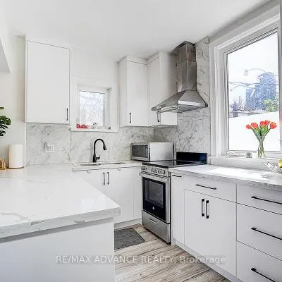 33,&nbsp;Castlefield, Yonge-Eglinton, Toronto