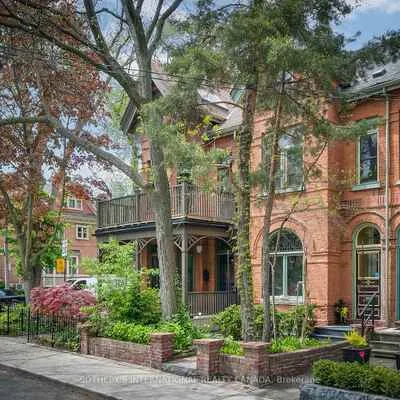 460,&nbsp;Wellesley, Cabbagetown-South St. James Town, Toronto
