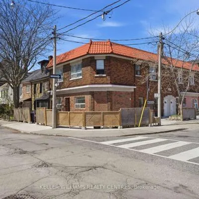 42,&nbsp;Mansfield, Trinity-Bellwoods, Toronto