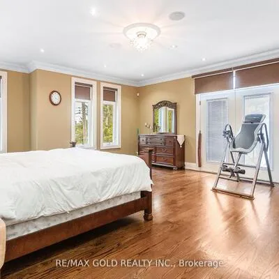 1,&nbsp;Lissom, Newtonbrook West, Toronto