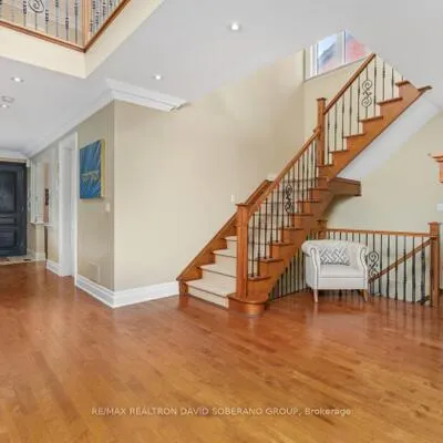 17,&nbsp;Marwill, Clanton Park, Toronto