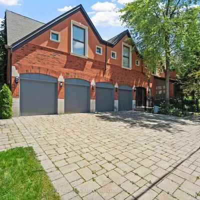 40,&nbsp;Old Colony, St. Andrew-Windfields, Toronto