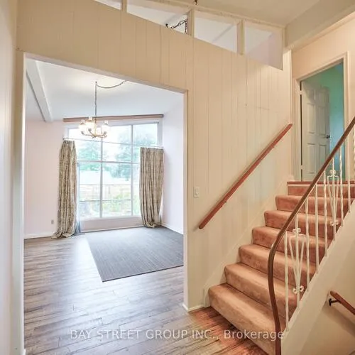 Premium freehold home for sale: 5, Cottonwood, Banbury-Don Mills, Toronto