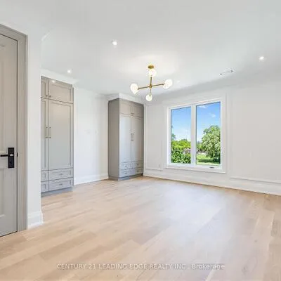 165,&nbsp;McAllister, Clanton Park, Toronto