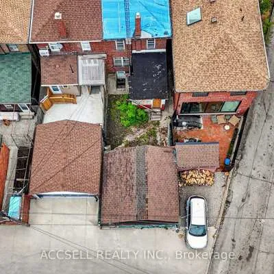 23,&nbsp;Fisher, Little Portugal, Toronto