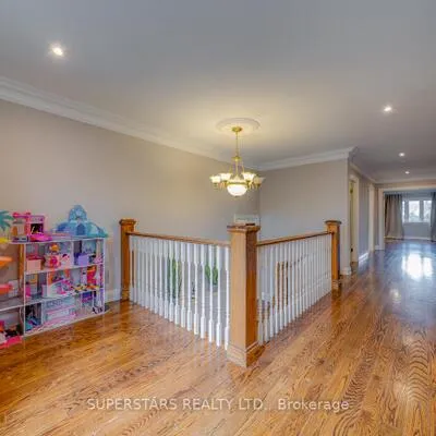176,&nbsp;Homewood, Newtonbrook West, Toronto