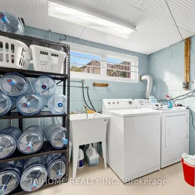 72,&nbsp;Bowerbank, Newtonbrook East, Toronto