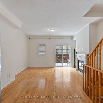 175B,&nbsp;Finch, Willowdale East, Toronto