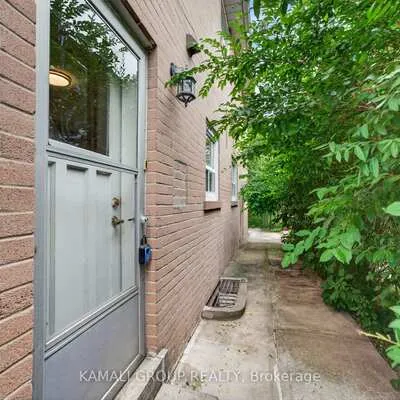 23,&nbsp;Greenwin Village, Newtonbrook West, Toronto