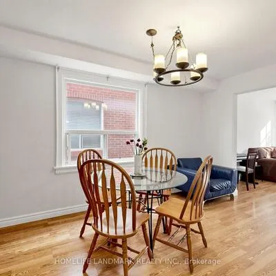 484,&nbsp;Glenholme, Oakwood Village, Toronto