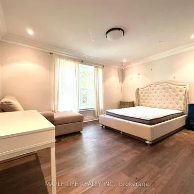 16,&nbsp;Brian Cliff, Banbury-Don Mills, Toronto
