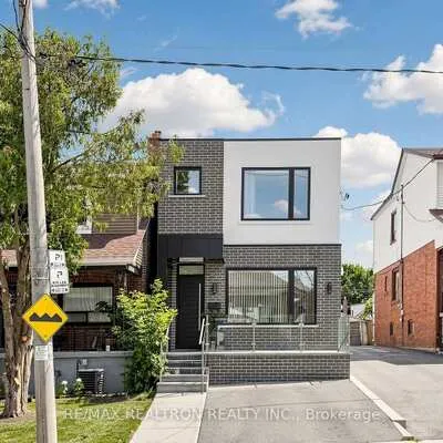 443,&nbsp;Northcliffe, Oakwood Village, Toronto