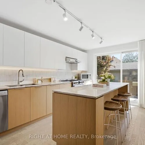 Premium freehold home for sale: 7, Hector, Wychwood, Toronto