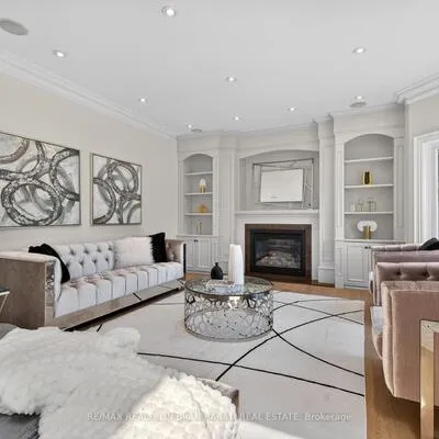 291,&nbsp;Byng, Willowdale East, Toronto