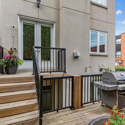 21,&nbsp;Albertus, Lawrence Park South, Toronto