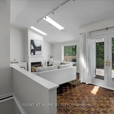 428,&nbsp;Briar Hill, Lawrence Park South, Toronto