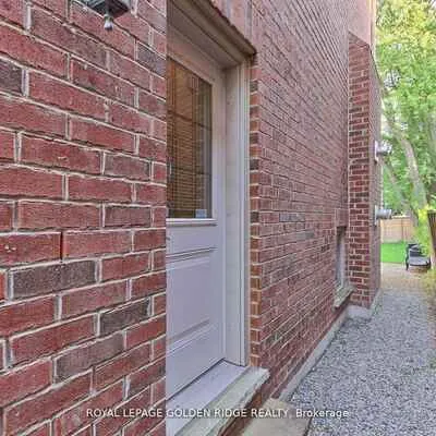 99,&nbsp;Bannockburn, Bedford Park-Nortown, Toronto