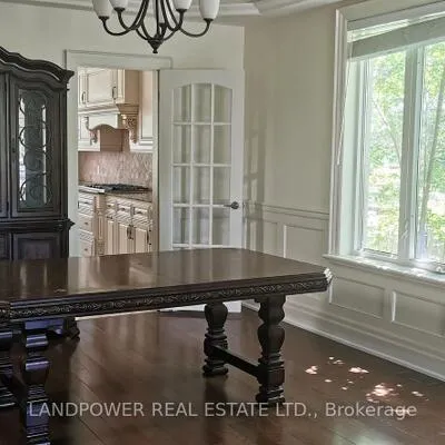 33,&nbsp;Bevdale, Willowdale West, Toronto