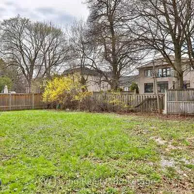 66,&nbsp;Claywood, Willowdale West, Toronto
