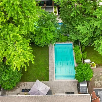 17,&nbsp;Noel, Leaside, Toronto