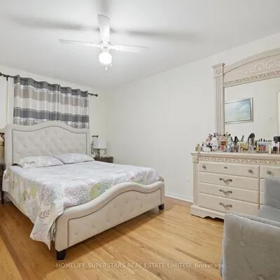 334,&nbsp;Woodsworth, St. Andrew-Windfields, Toronto
