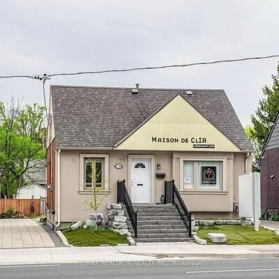 99,&nbsp;Sheppard, Willowdale East, Toronto